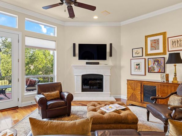 3322 Far View DR, Austin TX 78730
