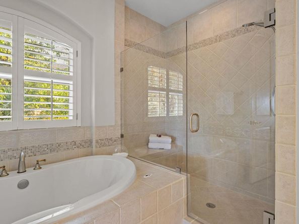 3322 Far View DR, Austin TX 78730