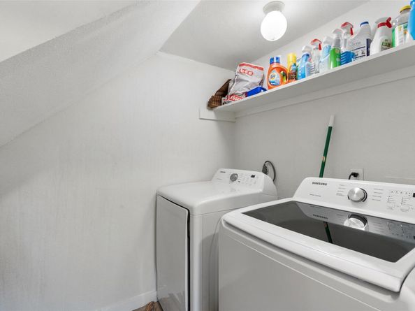 1307 Southport DR B, Austin TX 78704