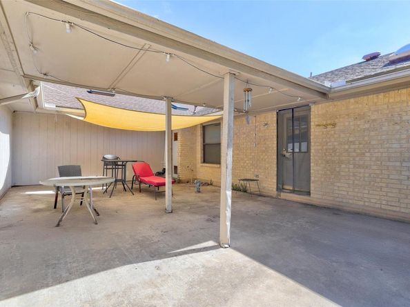 10808 Pinehurst Dr A, Austin TX 78747