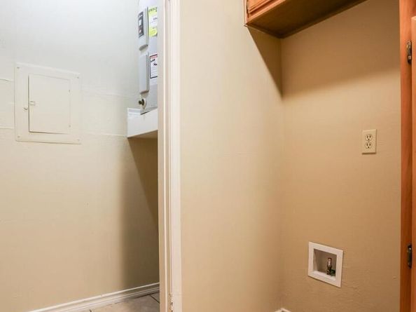 3001 Cedar ST A208, Austin TX 78705