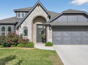 7213 Cherry Blossom LN, Aubrey TX 76227