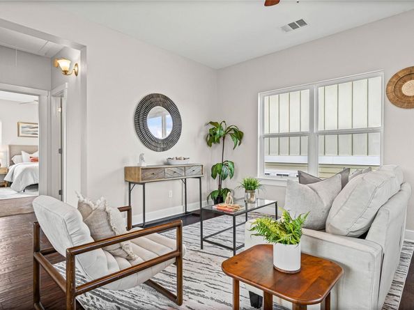 2408 Claret CV 110, Austin TX 78748