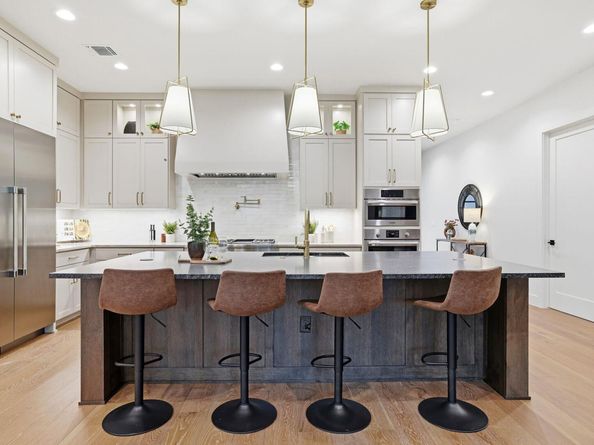 4508 Finley DR, Austin TX 78731