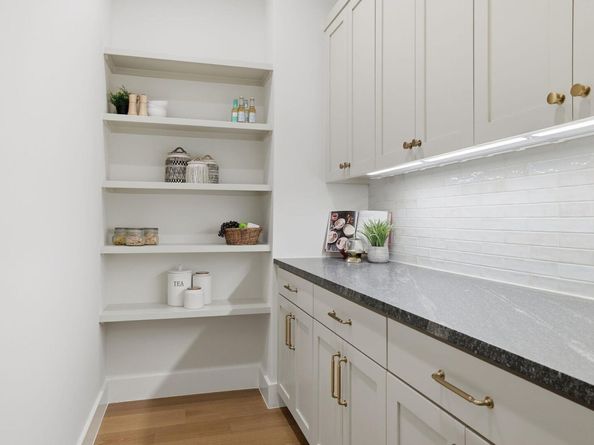 4508 Finley DR, Austin TX 78731