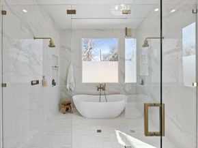 3205 Dolphin DR, Austin TX 78704