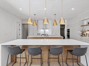 3205 Dolphin DR, Austin TX 78704