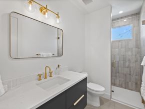 3205 Dolphin DR, Austin TX 78704