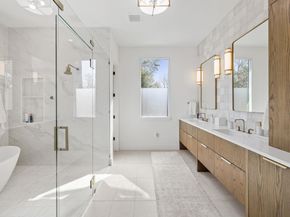 3205 Dolphin DR, Austin TX 78704