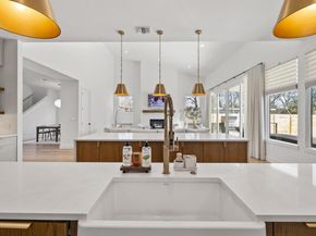 3205 Dolphin DR, Austin TX 78704