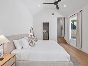 3205 Dolphin DR, Austin TX 78704