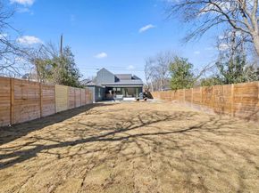 3205 Dolphin DR, Austin TX 78704
