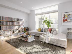 6733 W Hepburn Way, Los Angeles CA 90038