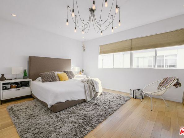 6733 W Hepburn Way, Los Angeles CA 90038