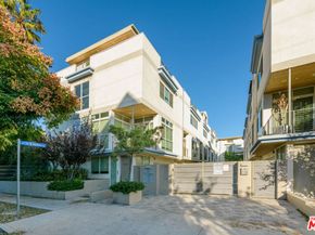 6733 W Hepburn Way, Los Angeles CA 90038