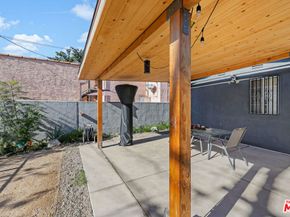 122 W 69th Street, Los Angeles CA 90003