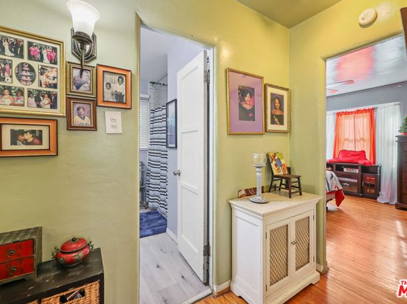 122 W 69th Street, Los Angeles CA 90003