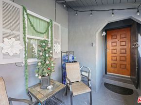 122 W 69th Street, Los Angeles CA 90003