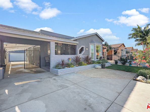 122 W 69th Street, Los Angeles CA 90003