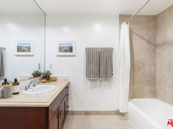 11863 Texas Avenue 102, Los Angeles CA 90025
