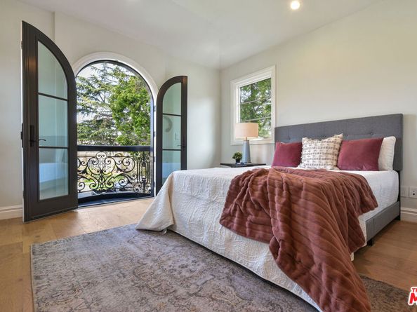 548 15th Street, Santa Monica CA 90402