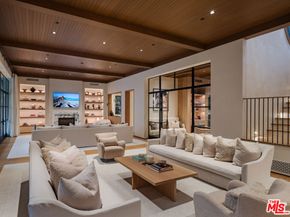 250 S Rockingham Avenue, Los Angeles CA 90049