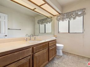 3417 Oakmont View Drive, Glendale CA 91208