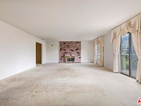 3417 Oakmont View Drive, Glendale CA 91208