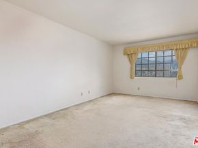 3417 Oakmont View Drive, Glendale CA 91208