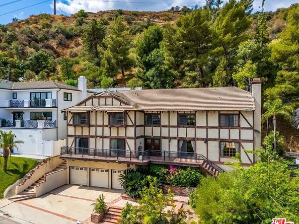 3417 Oakmont View Drive, Glendale CA 91208