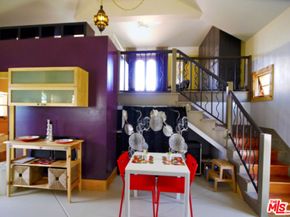 100 N Arden Boulevard, Los Angeles CA 90004