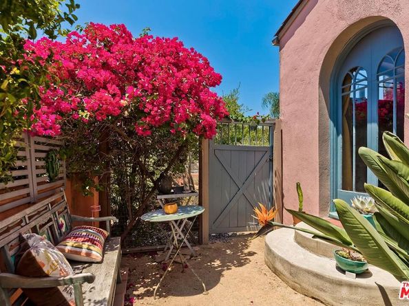 100 N Arden Boulevard, Los Angeles CA 90004