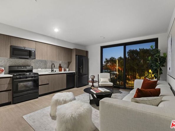 4506 Dockweiler Street 503, Los Angeles CA 90019