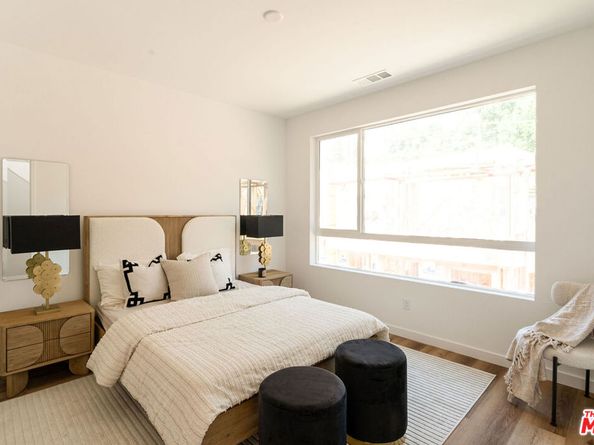 3851 N Riley Lane, Los Angeles CA 90065