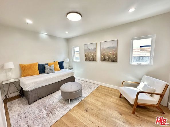 3014 S Norton Avenue, Los Angeles CA 90018