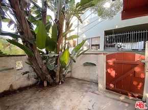 1846 Silver Lake Boulevard, Los Angeles CA 90026