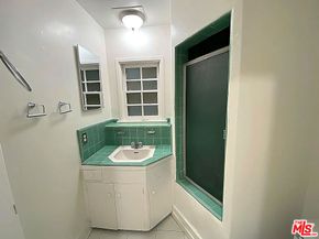 1846 Silver Lake Boulevard, Los Angeles CA 90026