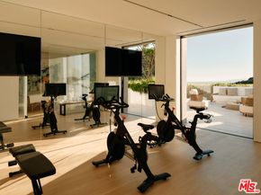 9259 Robin Drive, Los Angeles CA 90069