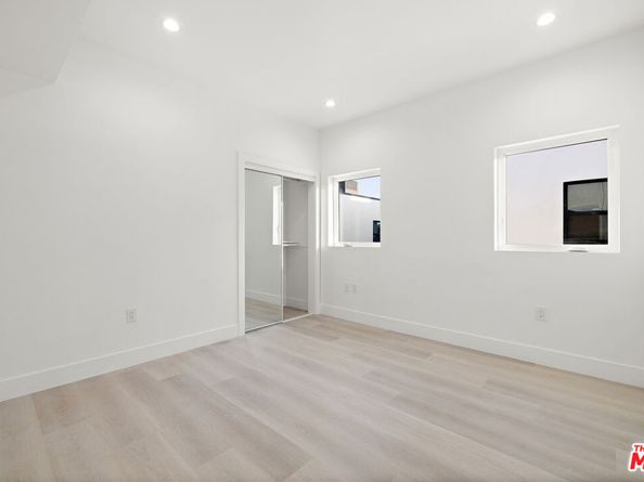 5651 Case Avenue, North Hollywood CA 91601