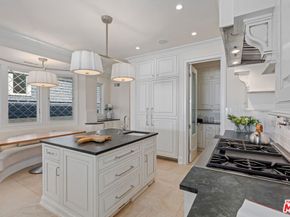 2705 Ocean Front Walk, Venice CA 90291