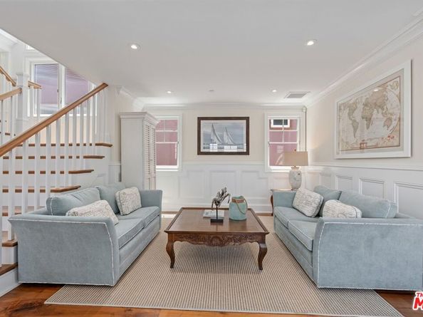 2705 Ocean Front Walk, Venice CA 90291