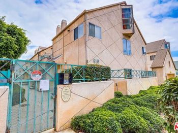610 Venice Way