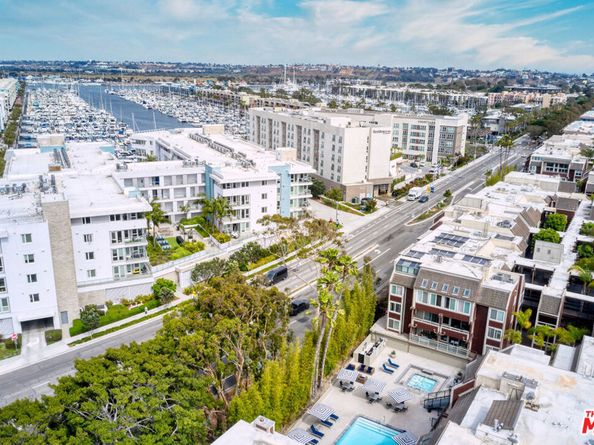4250 Via Dolce 321, Marina Del Rey CA 90292