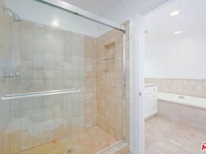 4250 Via Dolce 321, Marina Del Rey CA 90292