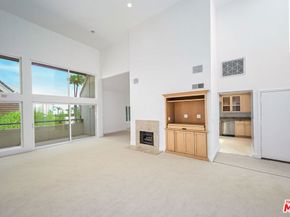4250 Via Dolce 321, Marina Del Rey CA 90292