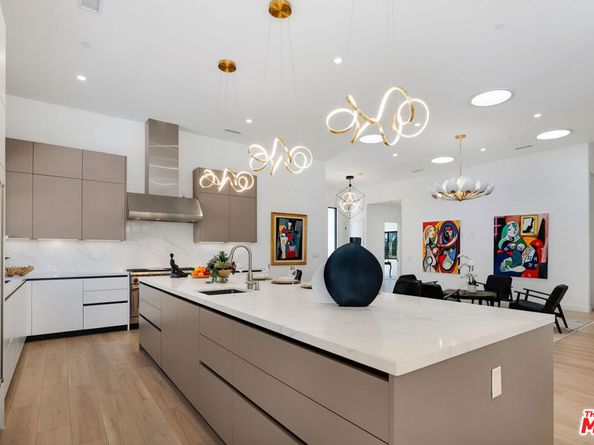 20171 Bayview Avenue, Newport Beach CA 92660