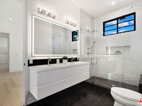 20171 Bayview Avenue, Newport Beach CA 92660