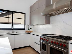 20171 Bayview Avenue, Newport Beach CA 92660