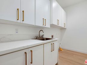 20171 Bayview Avenue, Newport Beach CA 92660