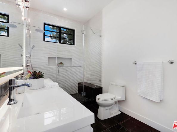 20171 Bayview Avenue, Newport Beach CA 92660